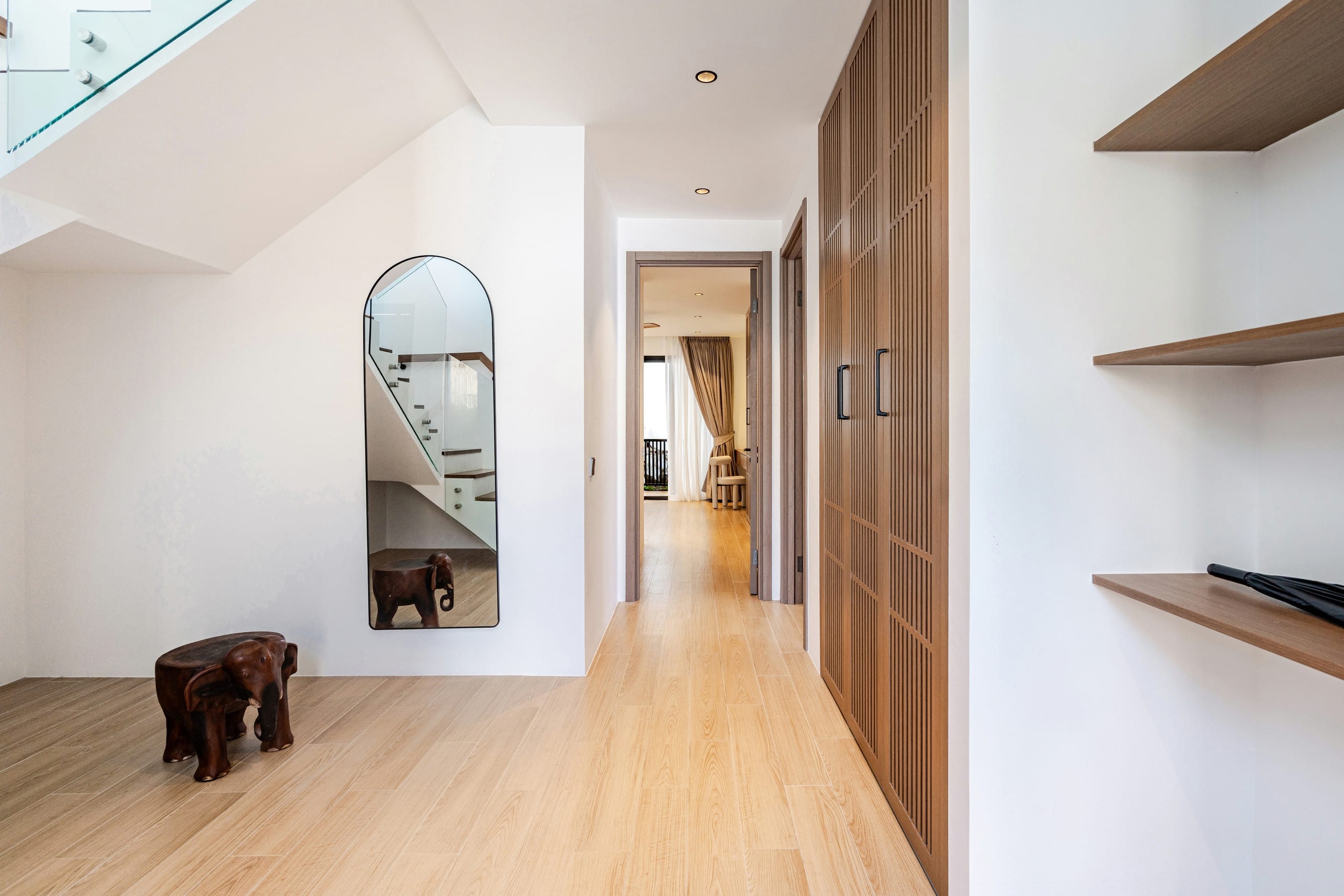 DAO Villas — hallway